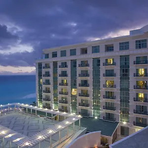 Le Meridien And Cancún